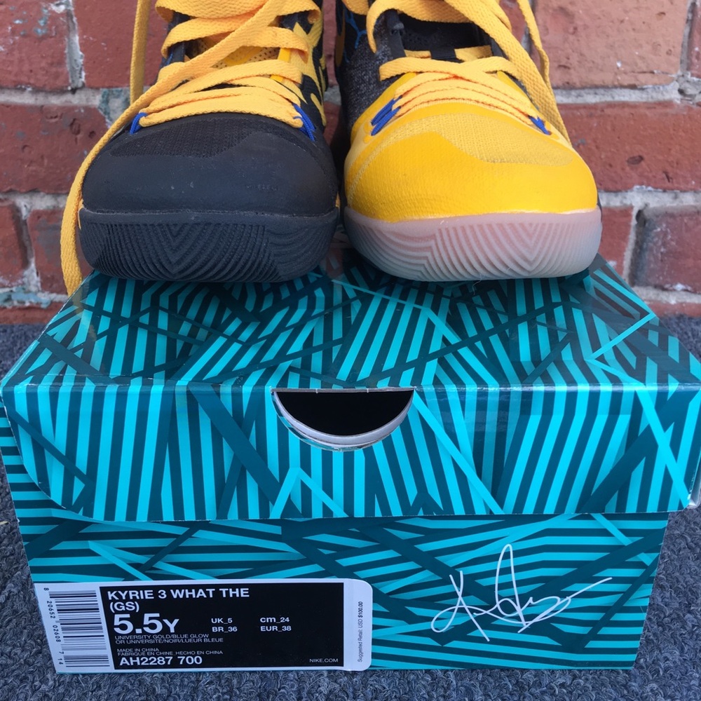 Nike Kyrie 3 what the